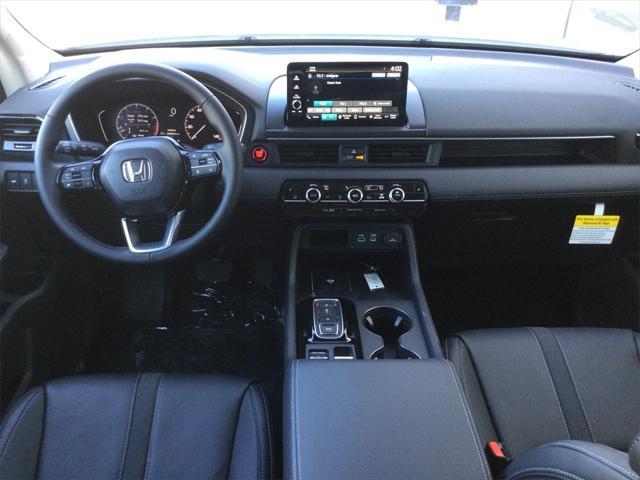 new 2025 Honda Pilot car, priced at $47,050