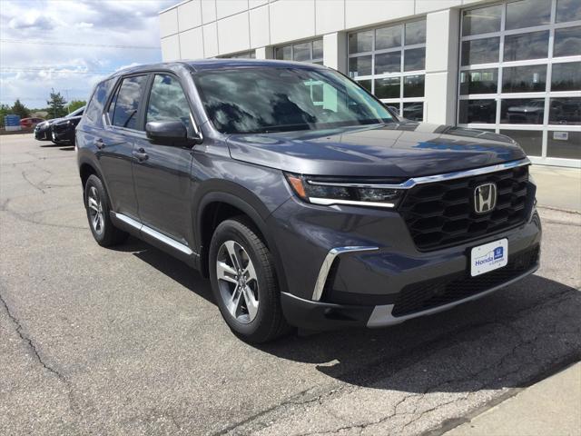 new 2025 Honda Pilot car, priced at $47,050