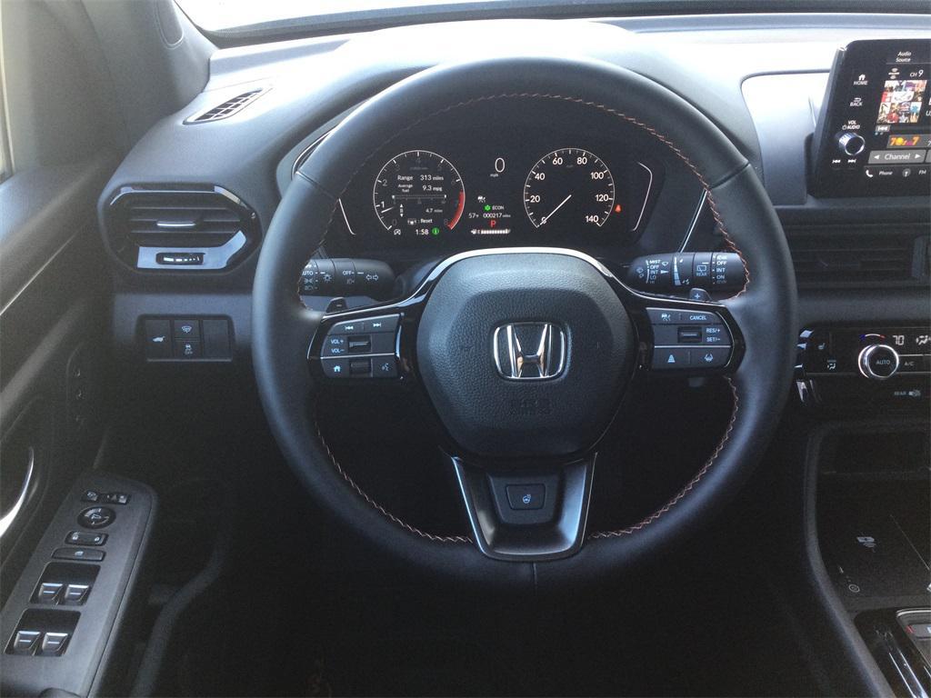 new 2025 Honda Pilot car, priced at $51,350