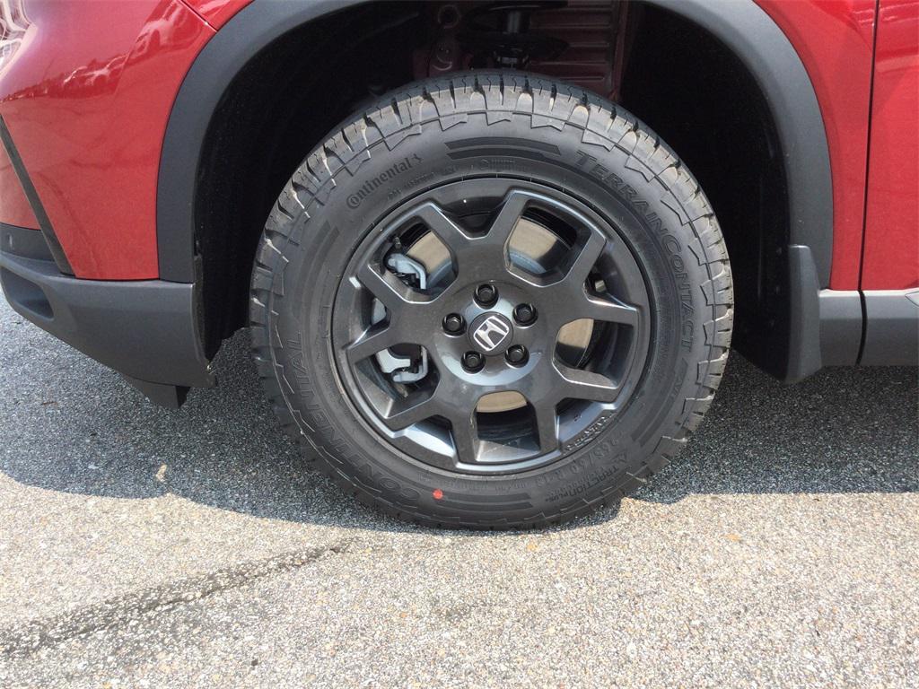 new 2025 Honda Pilot car, priced at $51,350