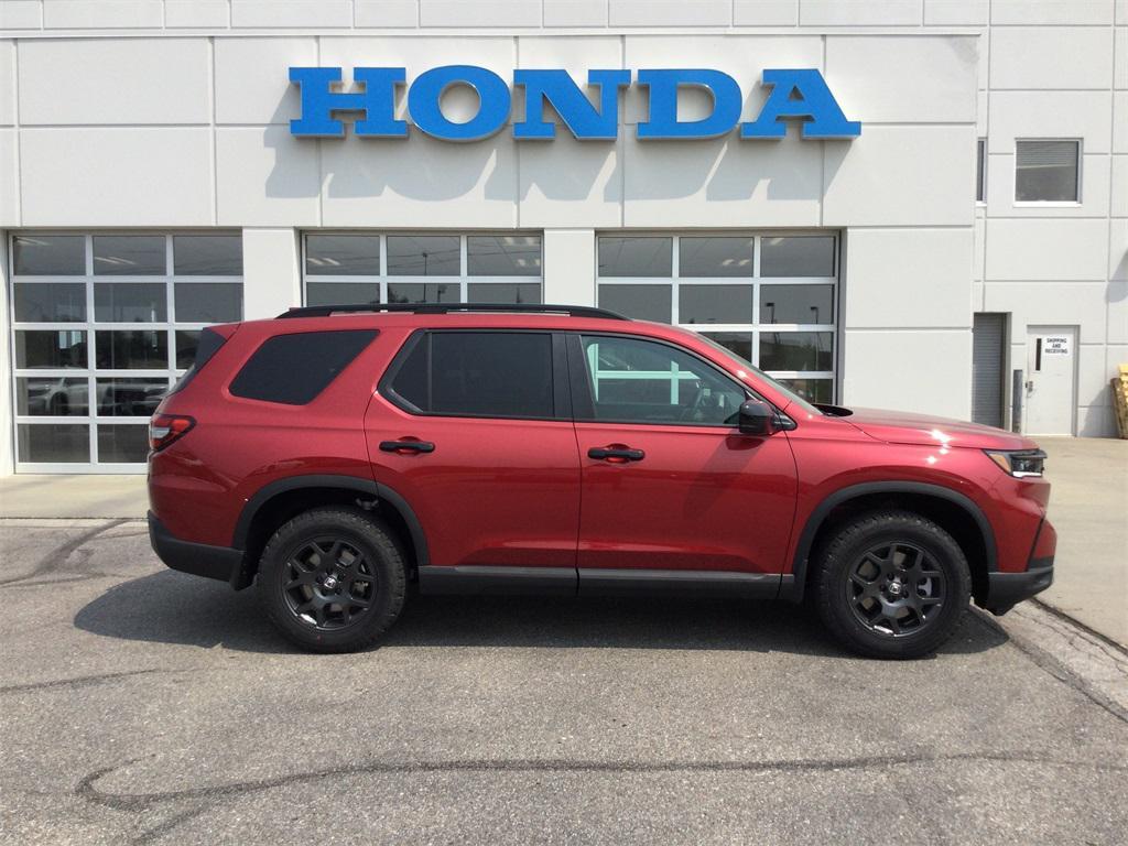 new 2025 Honda Pilot car, priced at $51,350