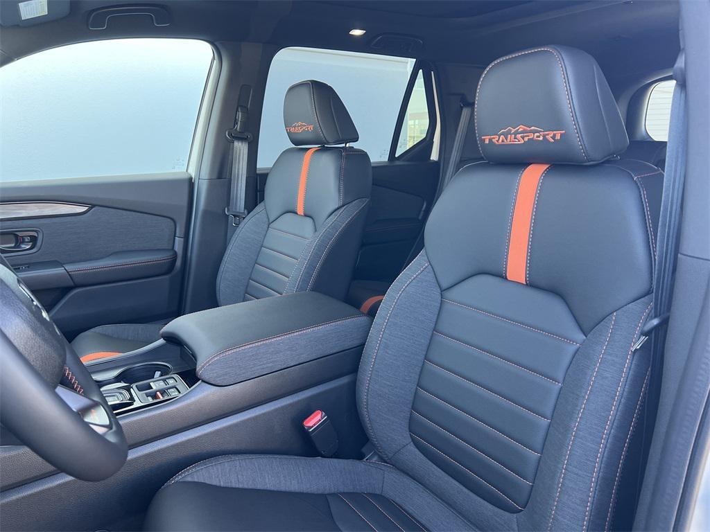 new 2026 Honda Passport car, priced at $50,400