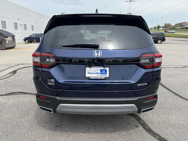 new 2025 Honda Pilot car, priced at $52,895