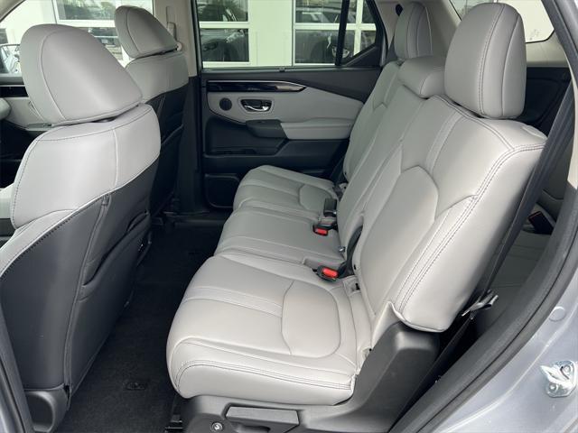 new 2025 Honda Pilot car, priced at $52,895