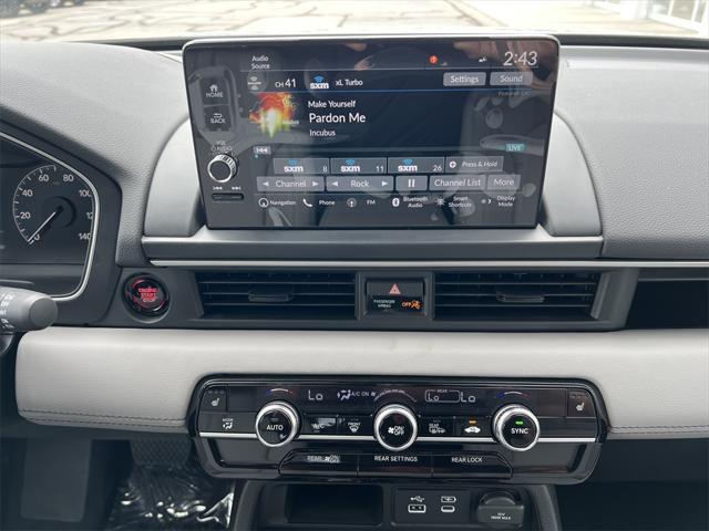 new 2025 Honda Pilot car, priced at $52,895