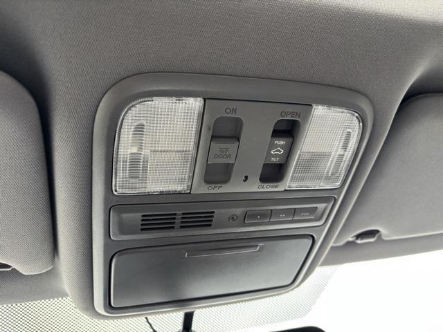 used 2013 Honda Pilot car, priced at $12,700