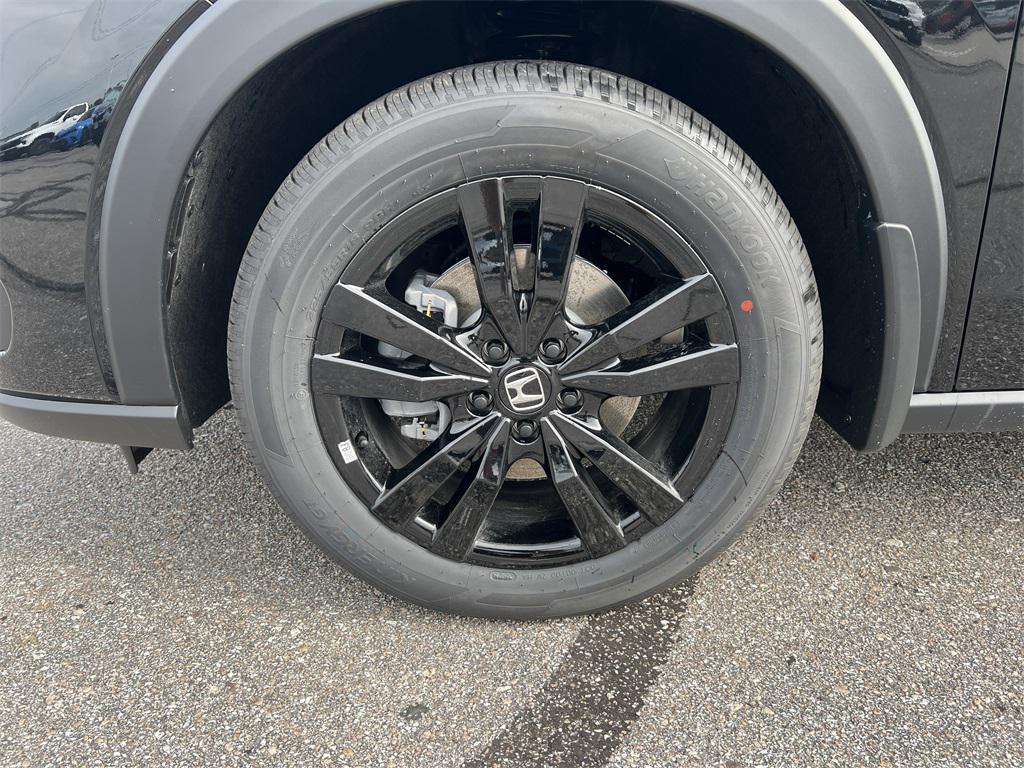 new 2026 Honda HR-V car, priced at $30,950