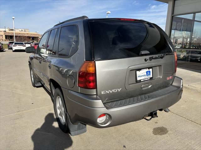 used 2005 GMC Envoy car, priced at $7,900