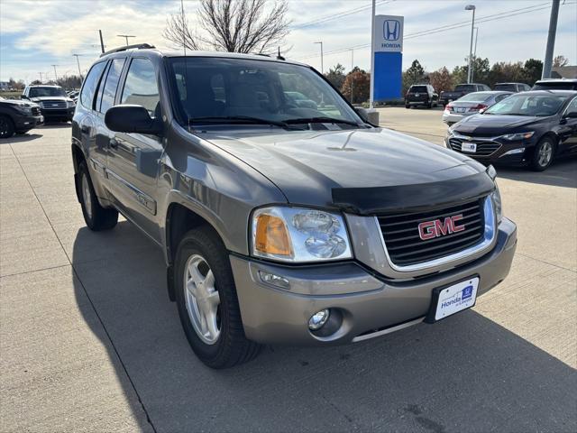 used 2005 GMC Envoy car, priced at $7,900