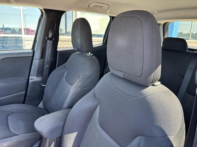 used 2016 Jeep Renegade car, priced at $11,400