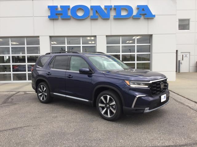 new 2025 Honda Pilot car, priced at $50,995