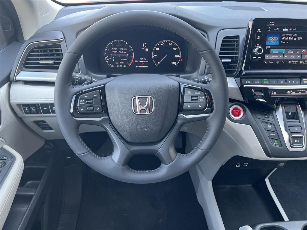 new 2026 Honda Odyssey car, priced at $44,290