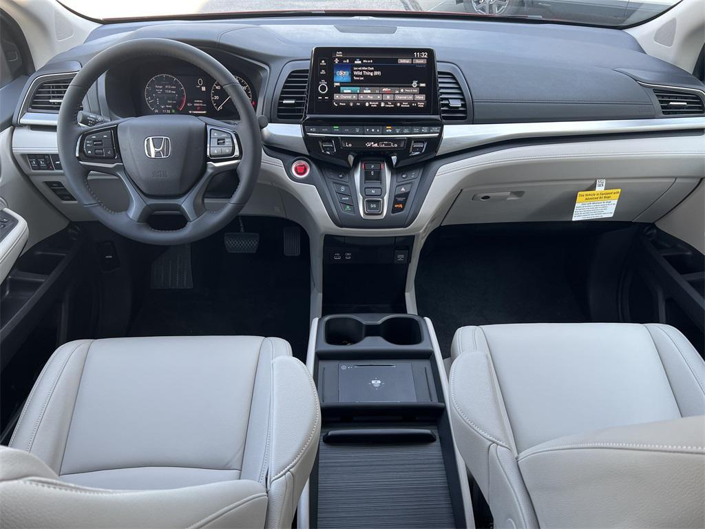 new 2026 Honda Odyssey car, priced at $44,290