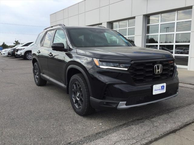 new 2025 Honda Pilot car, priced at $50,795