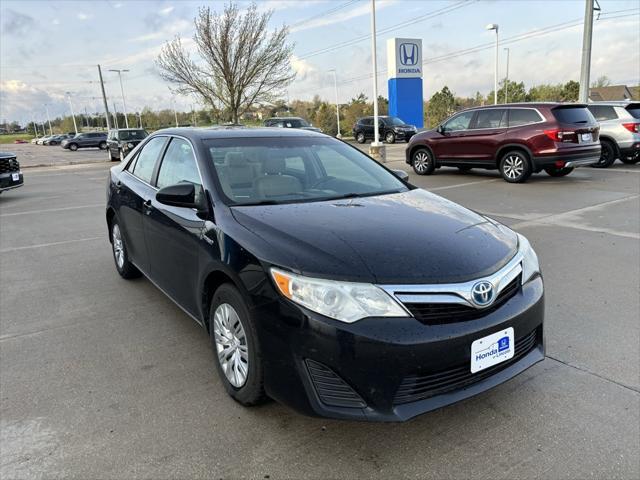 used 2014 Toyota Camry Hybrid car, priced at $9,900