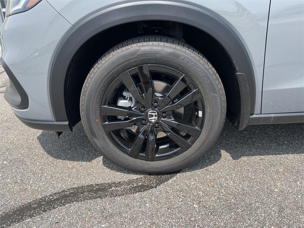 new 2026 Honda HR-V car, priced at $31,405