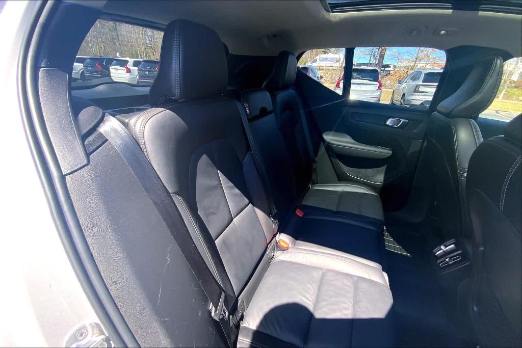 used 2023 Volvo XC40 car, priced at $33,987