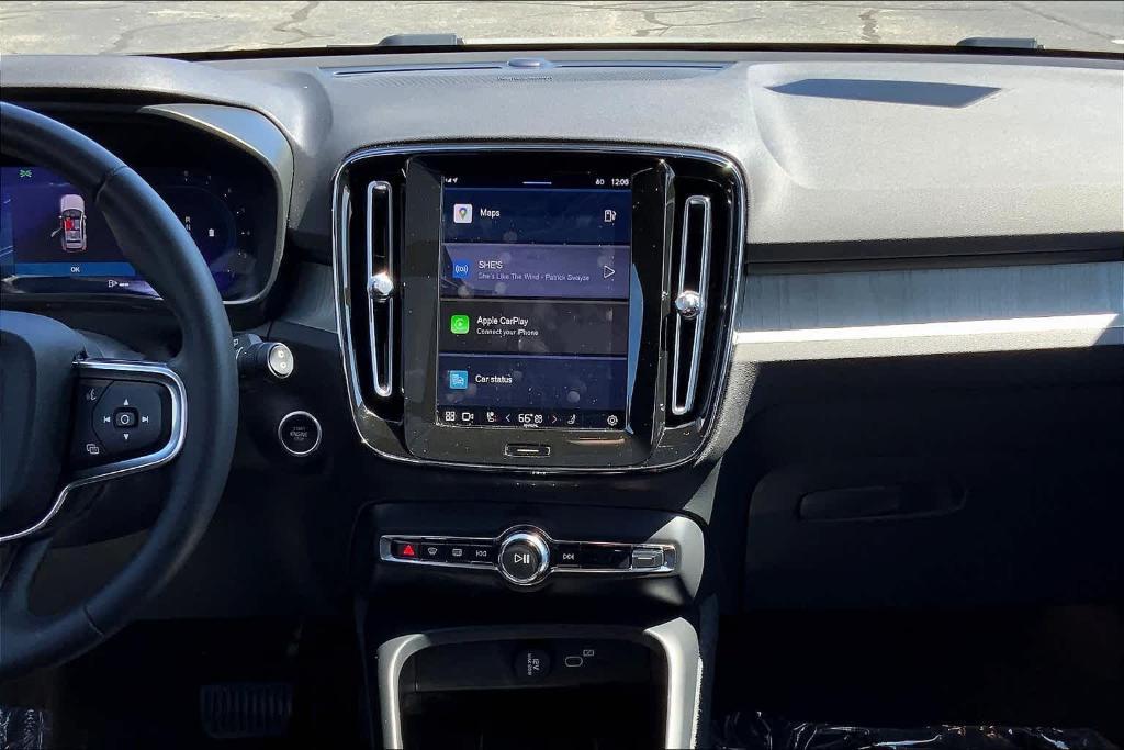 used 2023 Volvo XC40 car, priced at $33,987