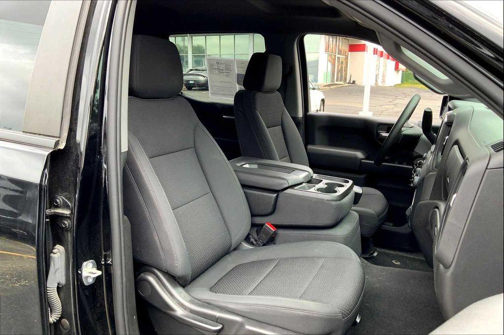 used 2022 Chevrolet Silverado 1500 Limited car, priced at $31,487