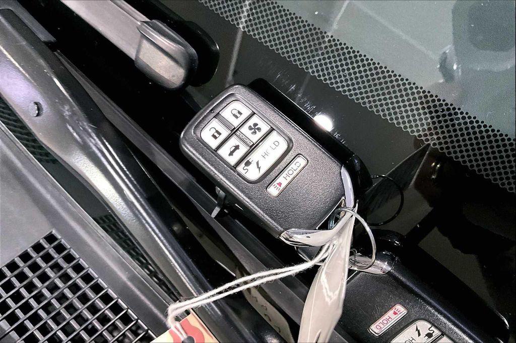 used 2018 Honda Clarity Plug-In Hybrid car, priced at $19,487