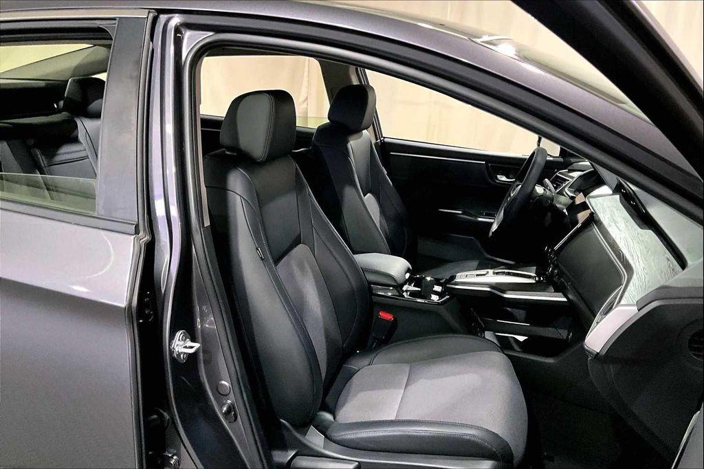 used 2018 Honda Clarity Plug-In Hybrid car, priced at $19,487