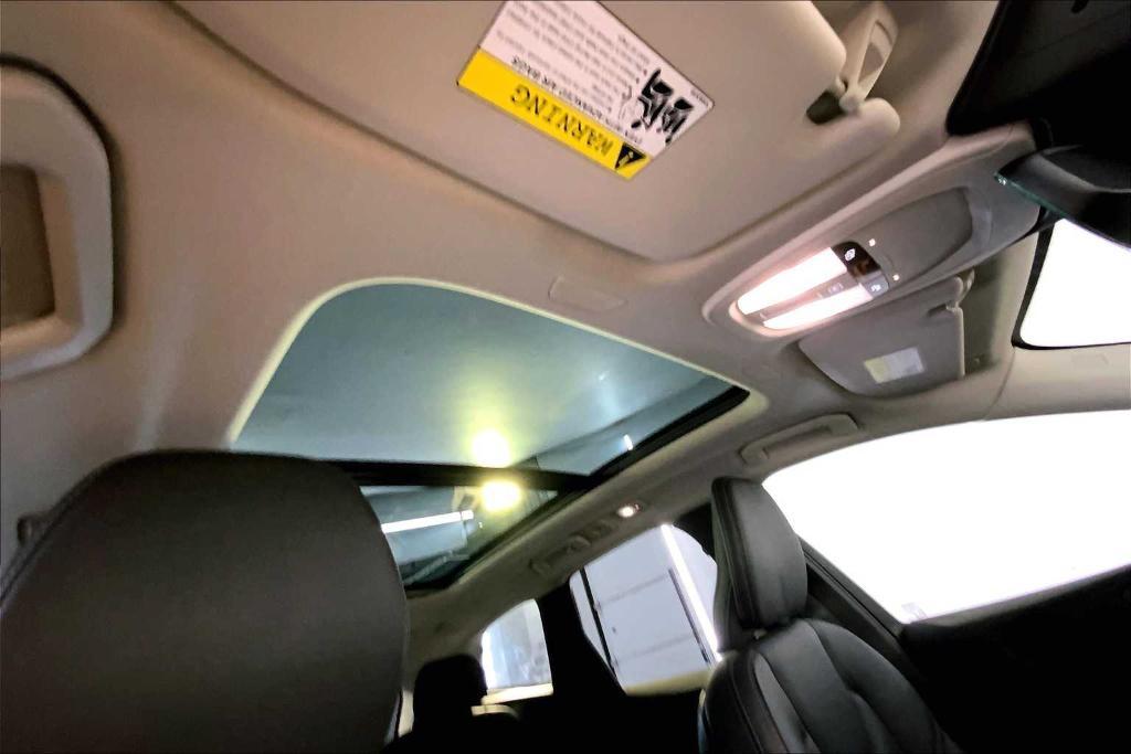 used 2023 Volvo XC60 car, priced at $41,287