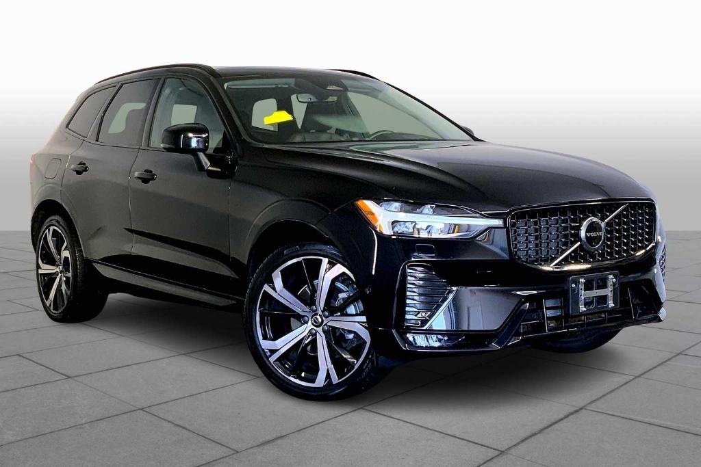 used 2023 Volvo XC60 car, priced at $41,287