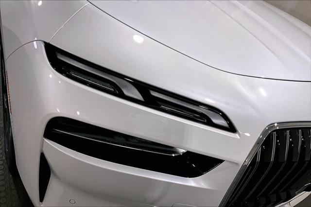 new 2025 BMW i7 car, priced at $111,205