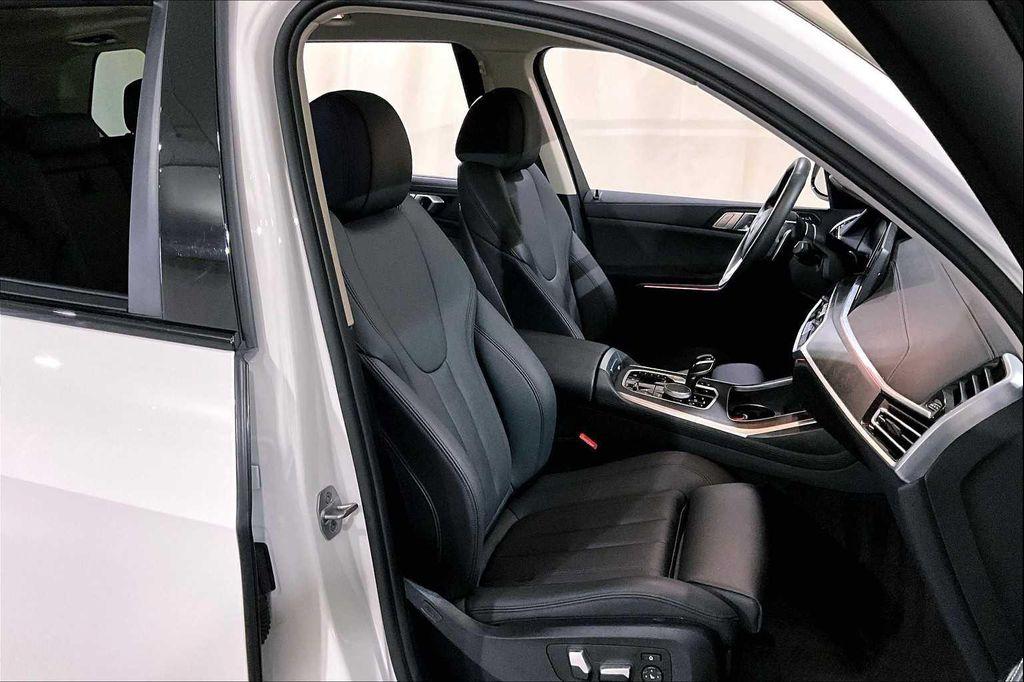 used 2022 BMW X7 car, priced at $43,287