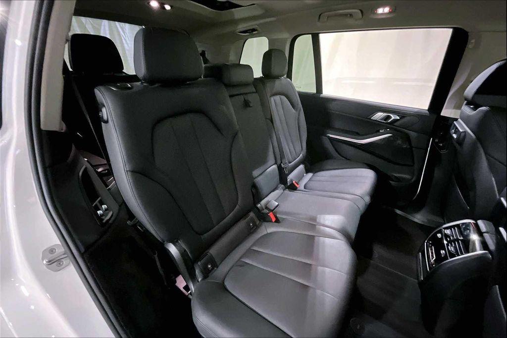 used 2022 BMW X7 car, priced at $43,287
