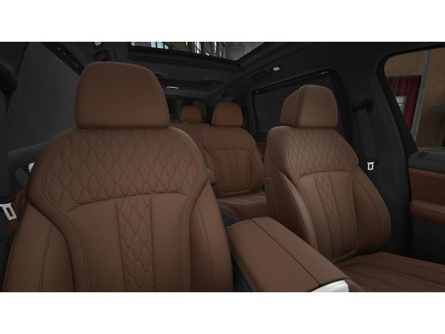 new 2026 BMW X7 car, priced at $118,630