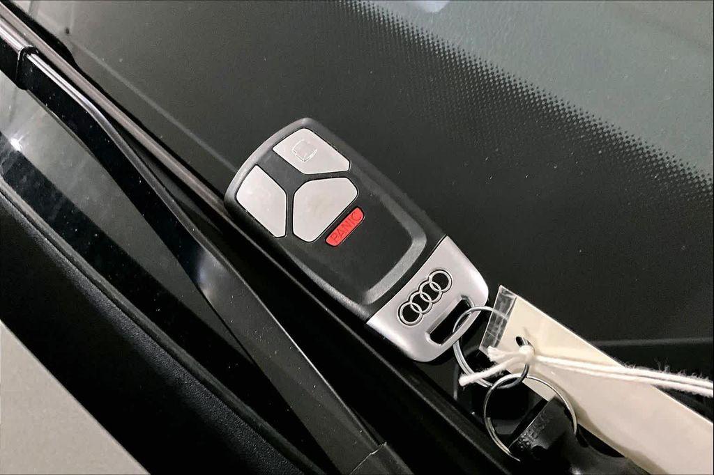 used 2024 Audi Q5 car, priced at $37,787