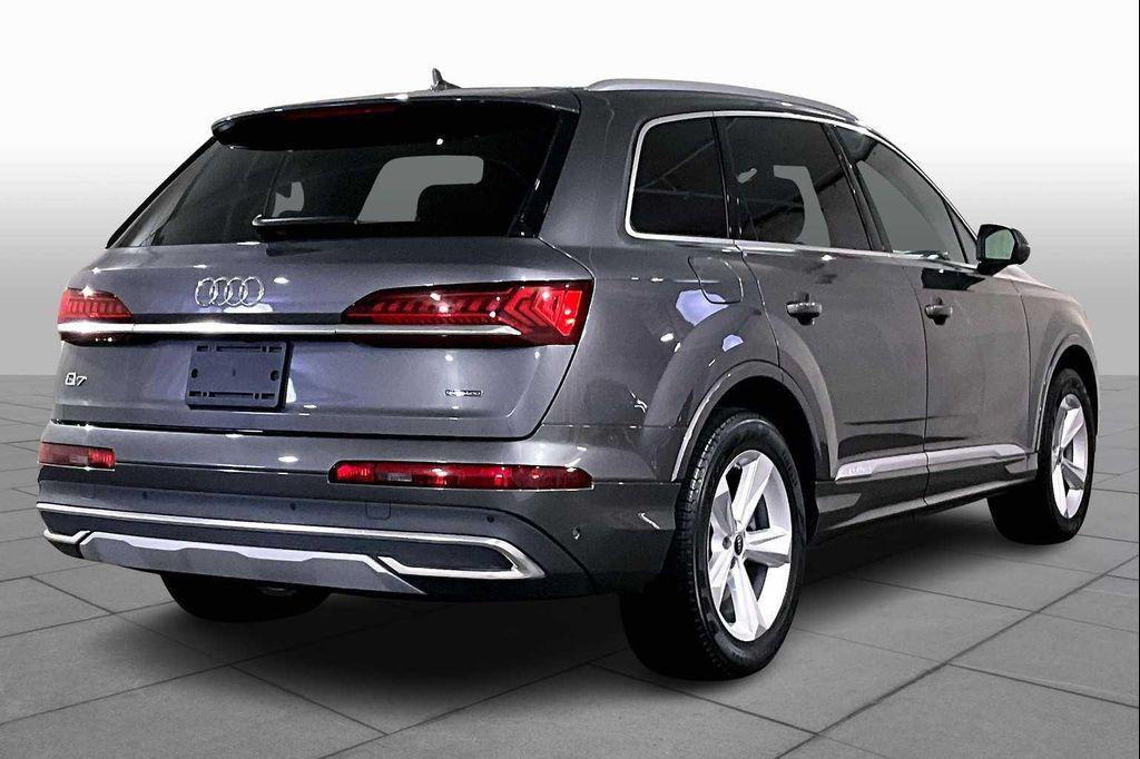 used 2022 Audi Q7 car, priced at $33,987