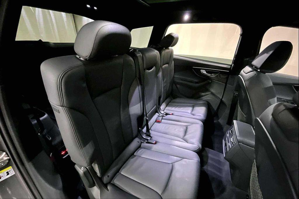 used 2022 Audi Q7 car, priced at $33,987