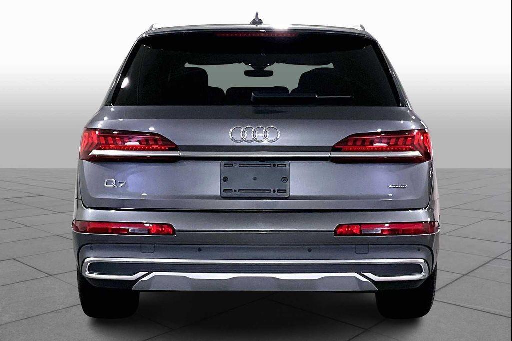 used 2022 Audi Q7 car, priced at $33,987