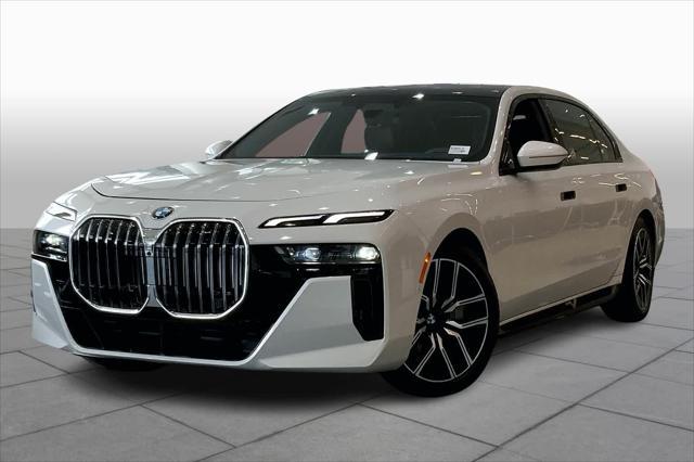 new 2024 BMW 760 car, priced at $127,275