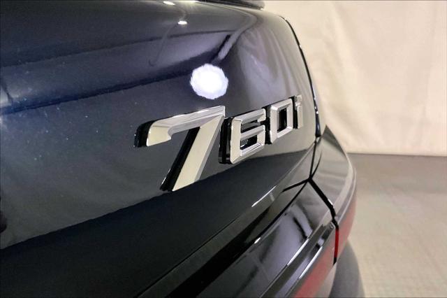 new 2025 BMW 760 car, priced at $128,325
