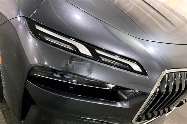 new 2025 BMW i7 car, priced at $111,205