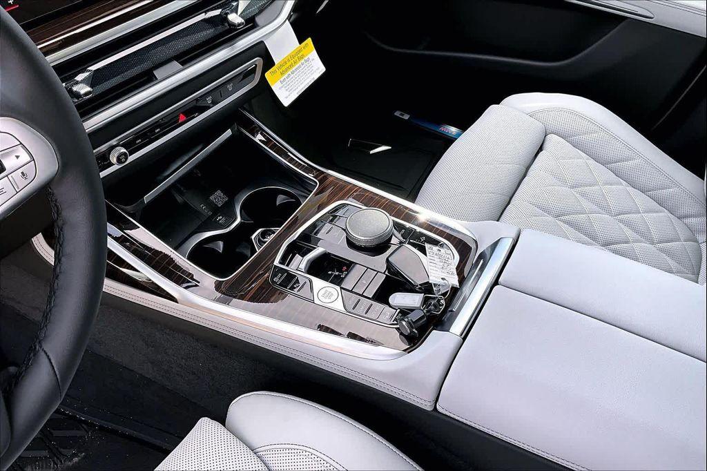 new 2026 BMW X7 car, priced at $95,930