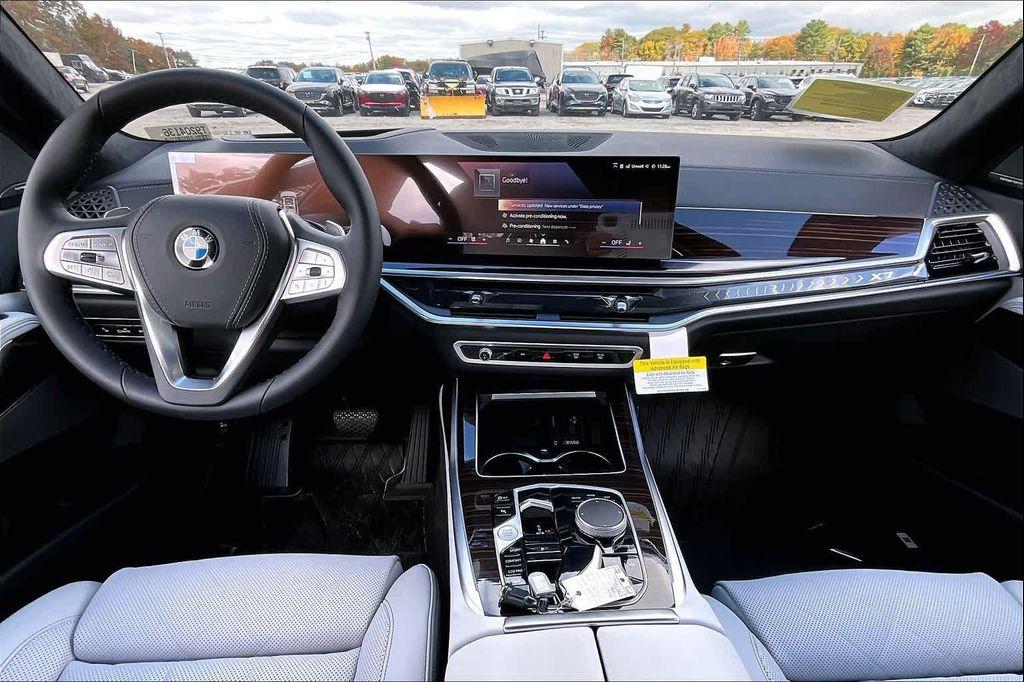 new 2026 BMW X7 car, priced at $95,930