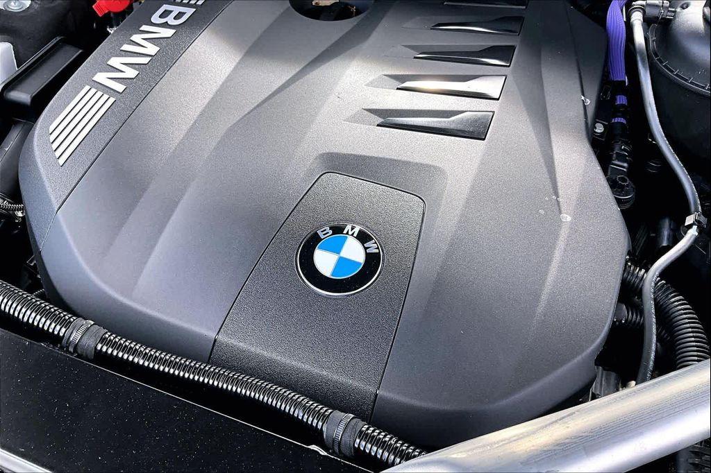 new 2026 BMW X7 car, priced at $95,930