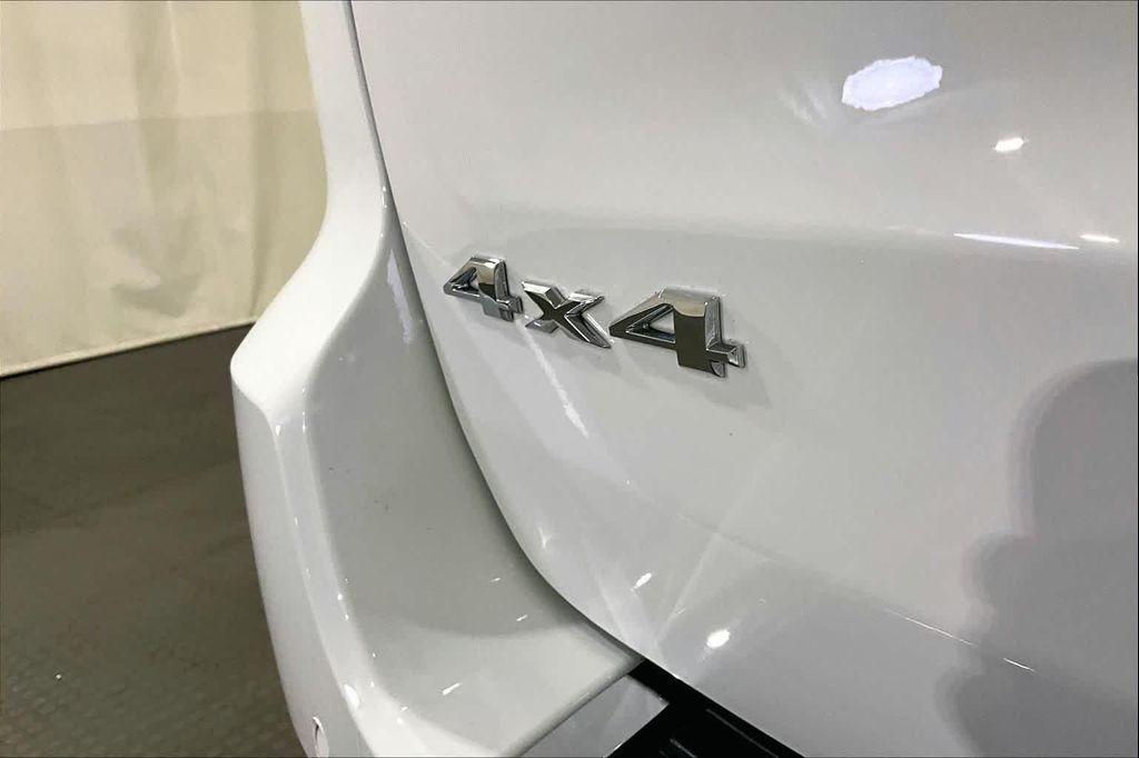 used 2021 Jeep Grand Cherokee car, priced at $23,787