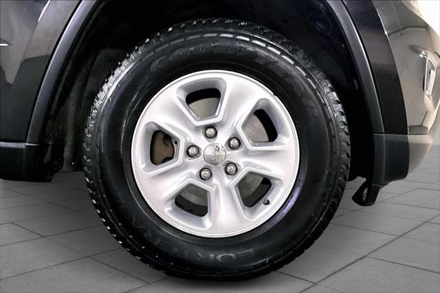used 2014 Jeep Grand Cherokee car, priced at $13,487