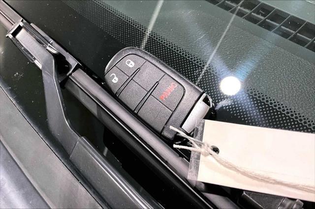 used 2014 Jeep Grand Cherokee car, priced at $13,487
