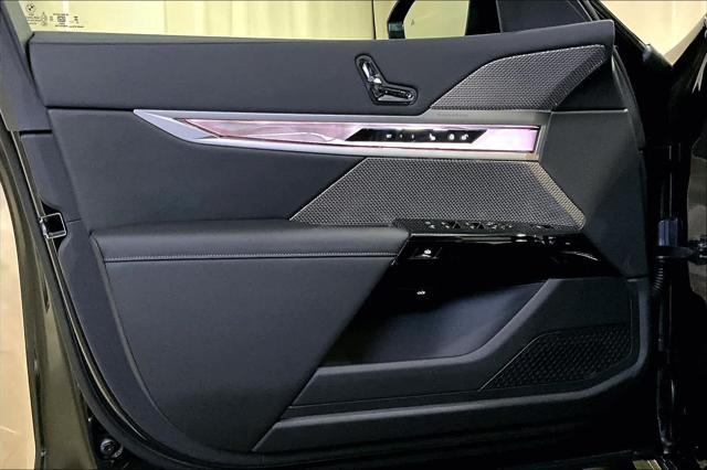 new 2025 BMW i7 car, priced at $134,270