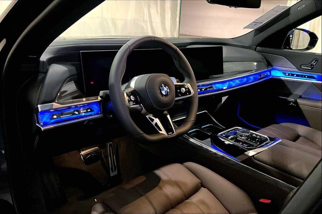 new 2025 BMW 760 car, priced at $132,525