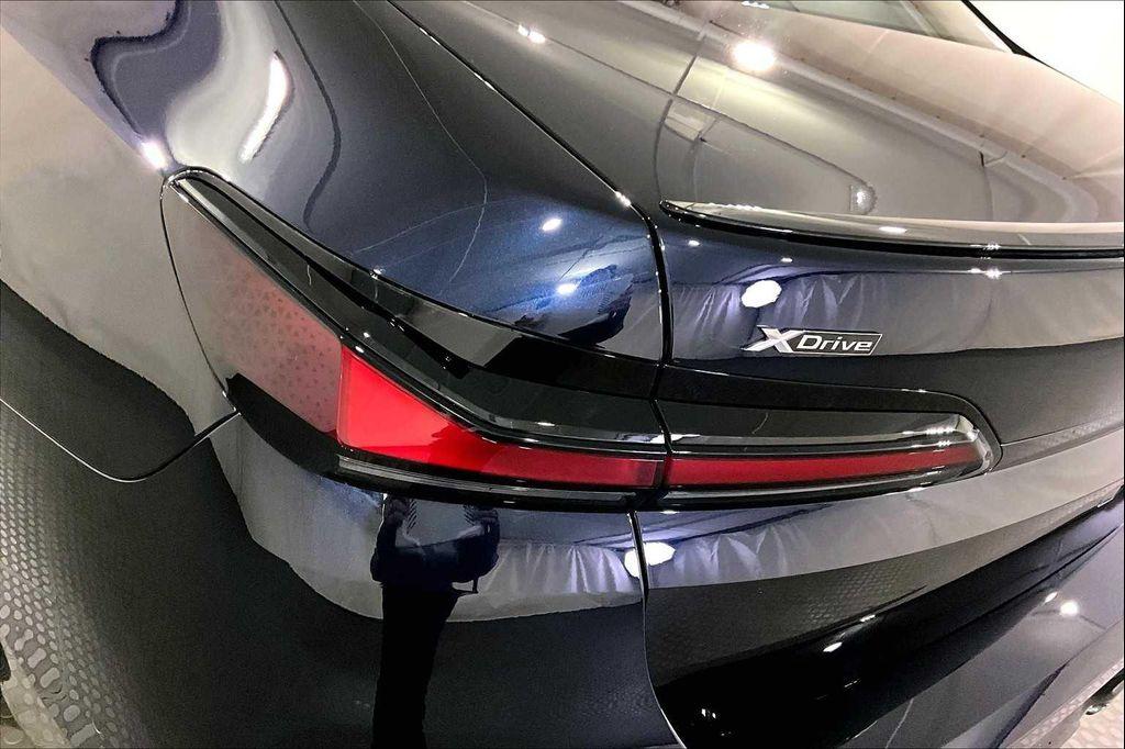 new 2025 BMW 760 car, priced at $132,525
