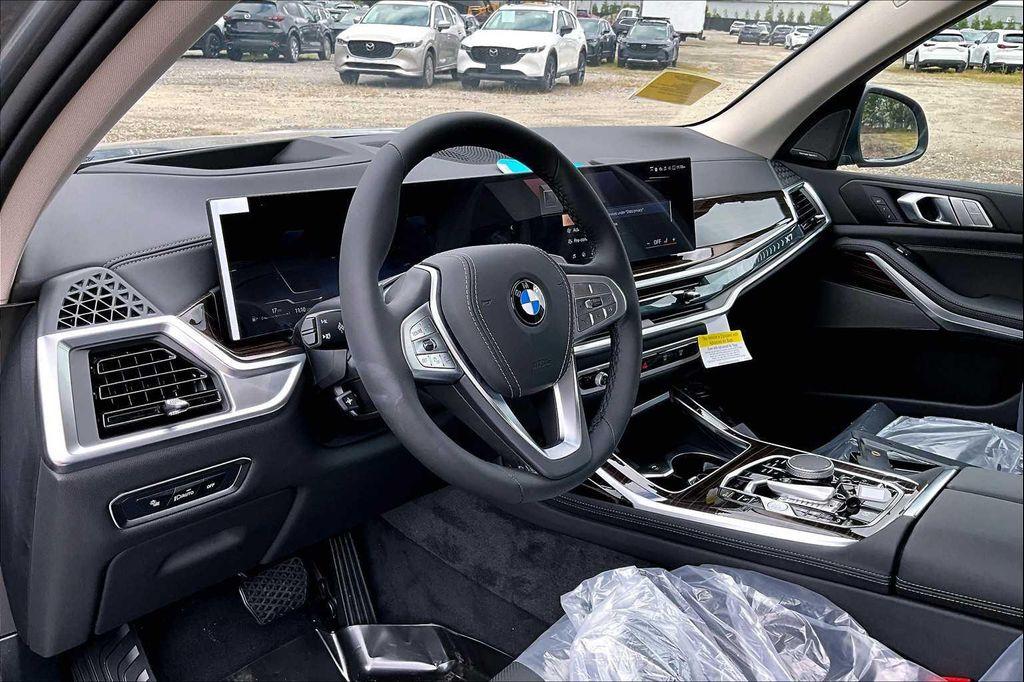 new 2026 BMW X7 car, priced at $91,465