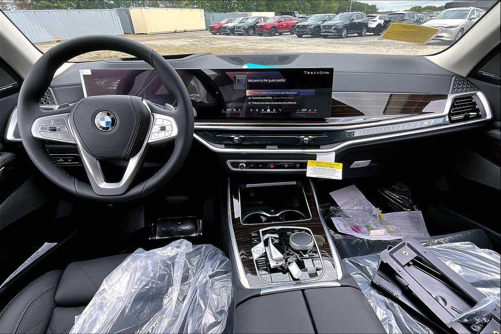 new 2026 BMW X7 car, priced at $91,465