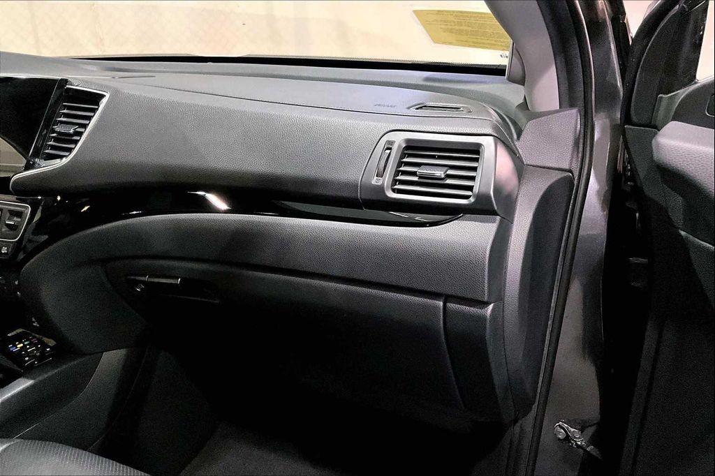 used 2019 Honda Pilot car, priced at $25,787